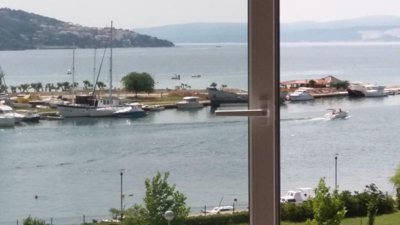 Seaview Apartment Omiš Esterno foto